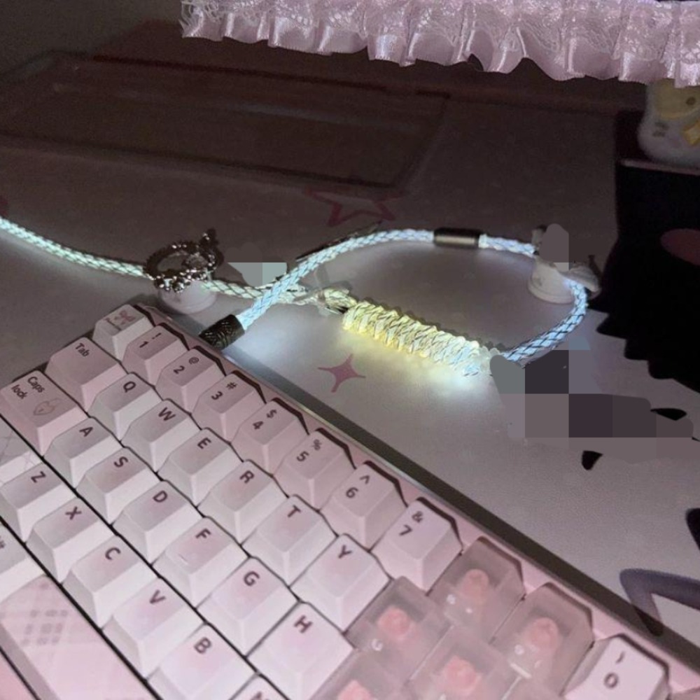 Decor Lighting Returns - Cabo de Teclado Luminoso Personalizado com